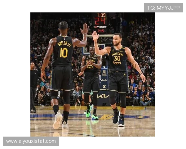 勇士客场战猛龙，库里三分纪录挑战东部防守强队